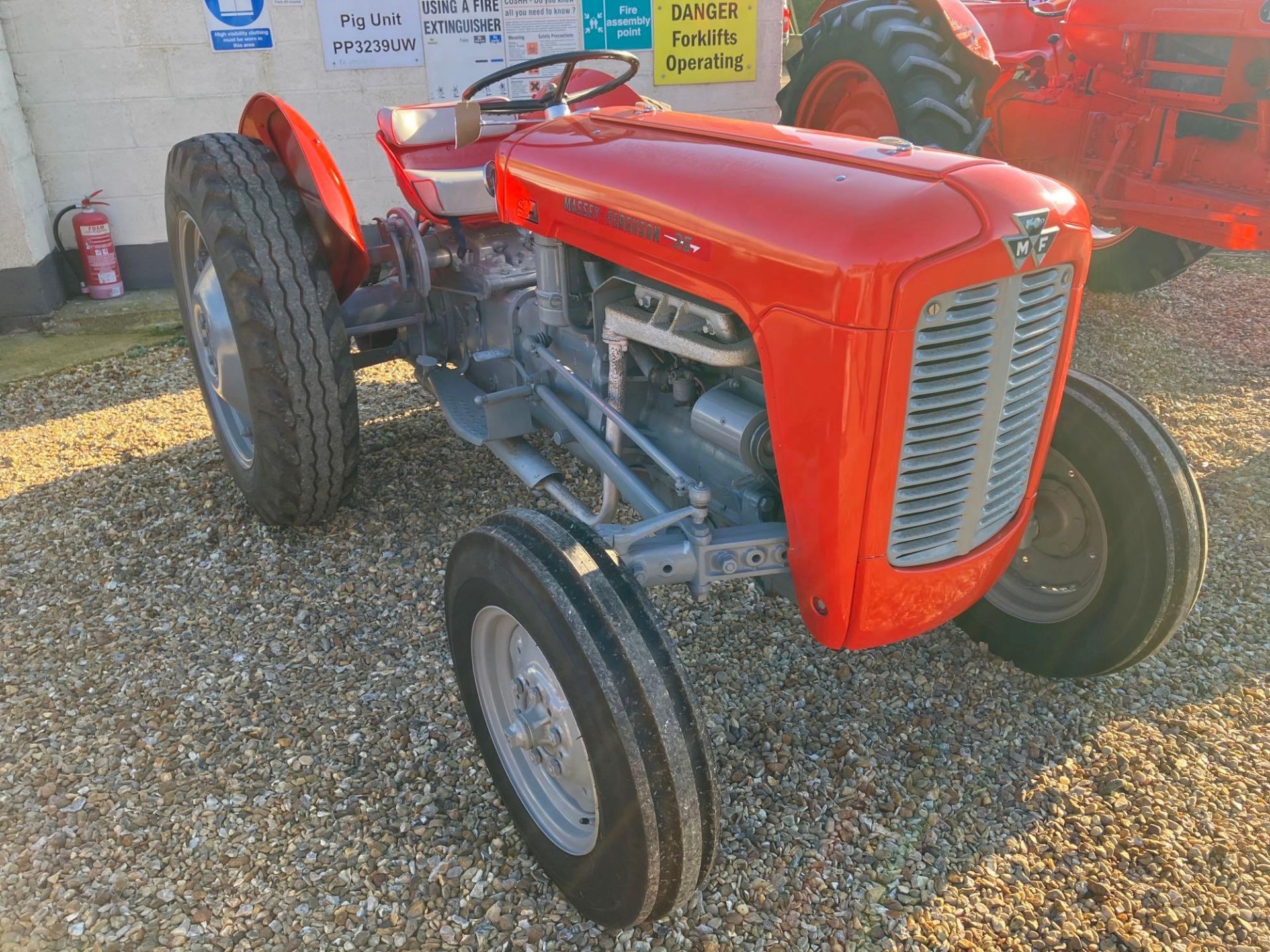 1962 Massey Ferguson 35 Industrial petrol 2wd tractor on 6.00-16 front and 10.00-28IND rear wheels a - Image 19 of 19