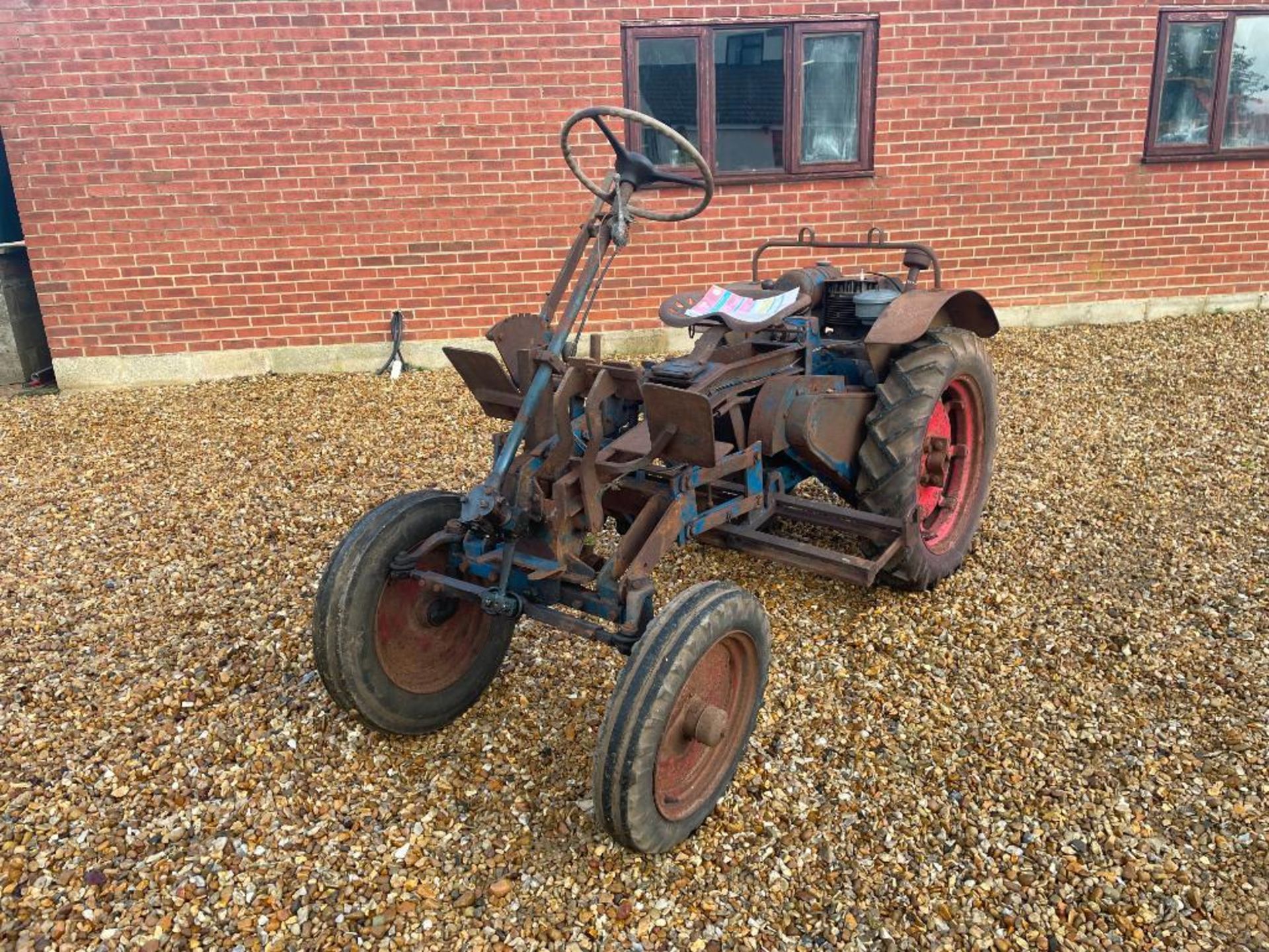 1949 Garner Light Tractor 2wd petrol tractor with JAP Model S air cooled engine on 7.50-16 front and