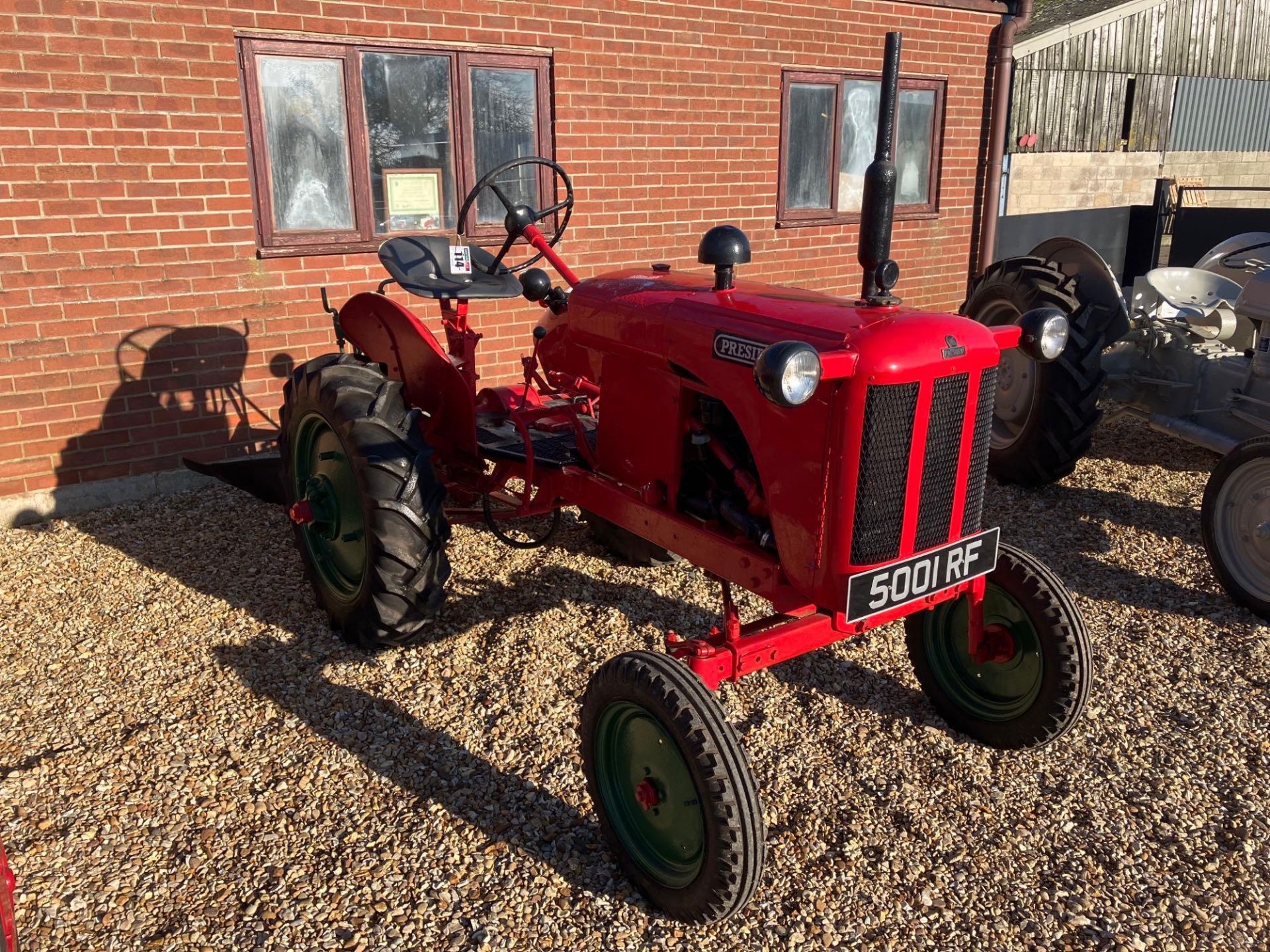 1951 BMB President TVO 2wd tractor on 4.00-15 front and 900-24 rear wheels and tyres with rear linka - Image 20 of 20