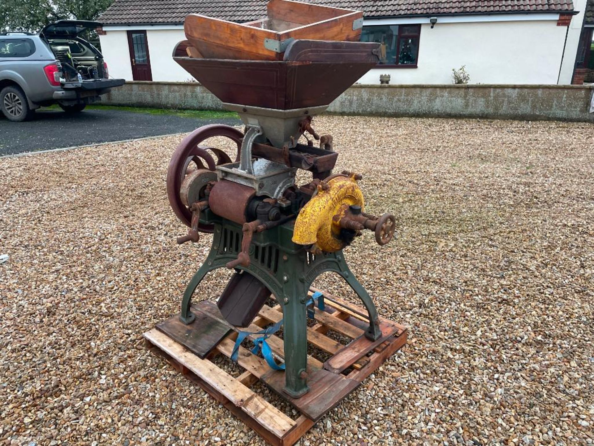 Henry Bamford & Son roller mill with hopper - Image 2 of 5