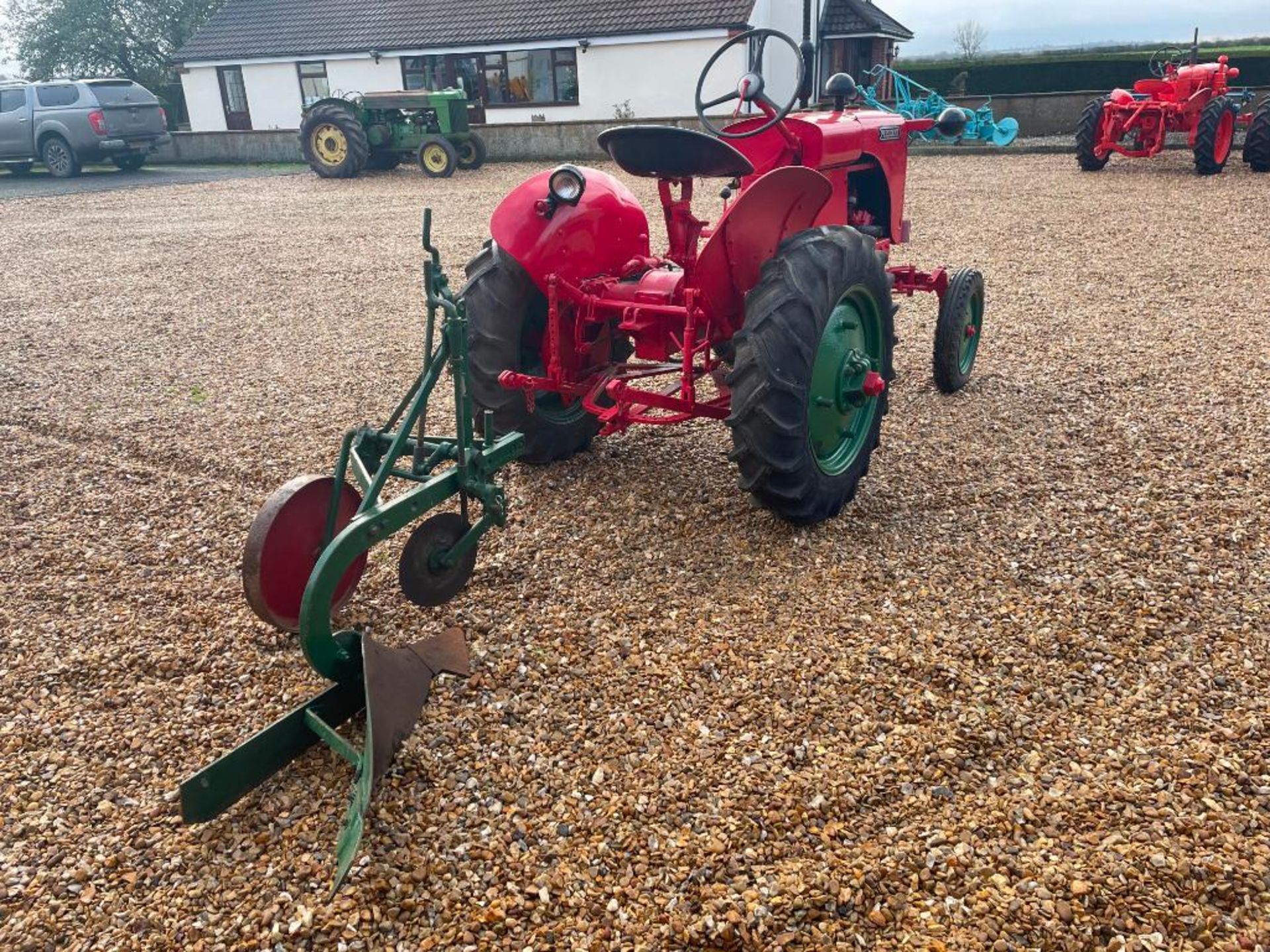 1951 BMB President TVO 2wd tractor on 4.00-15 front and 900-24 rear wheels and tyres with rear linka - Image 18 of 20