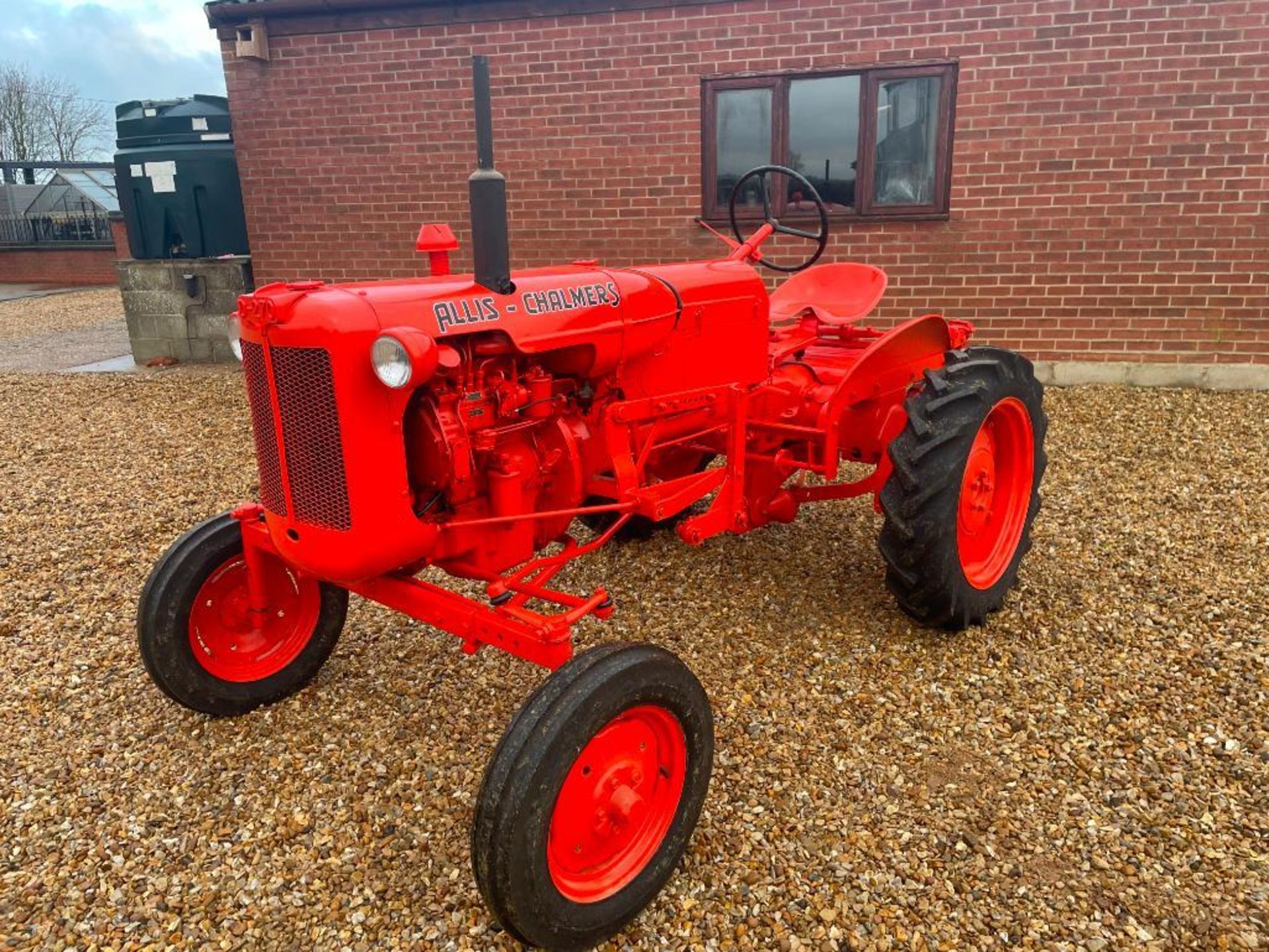 c.1962 Allis Chalmers D-270 P3 diesel 2wd tractor on 5.00-15 front and 8.3-24 rear wheels and tyres - Image 14 of 23