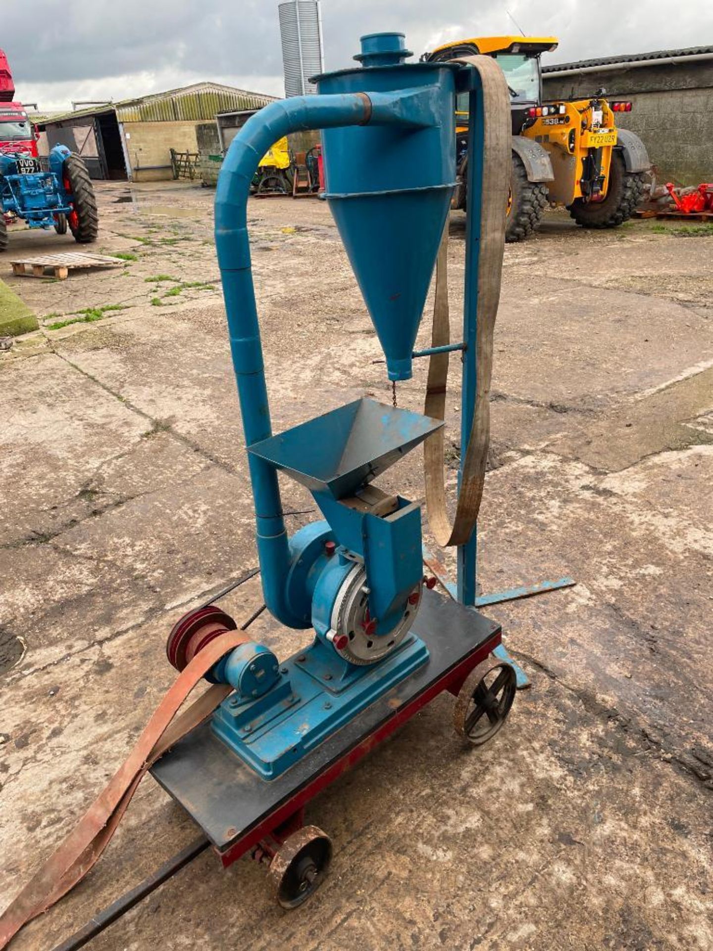 Christy & Norris Ltd grinding mill and cyclone on trolley. Serial No: 2995M2 - Image 6 of 6