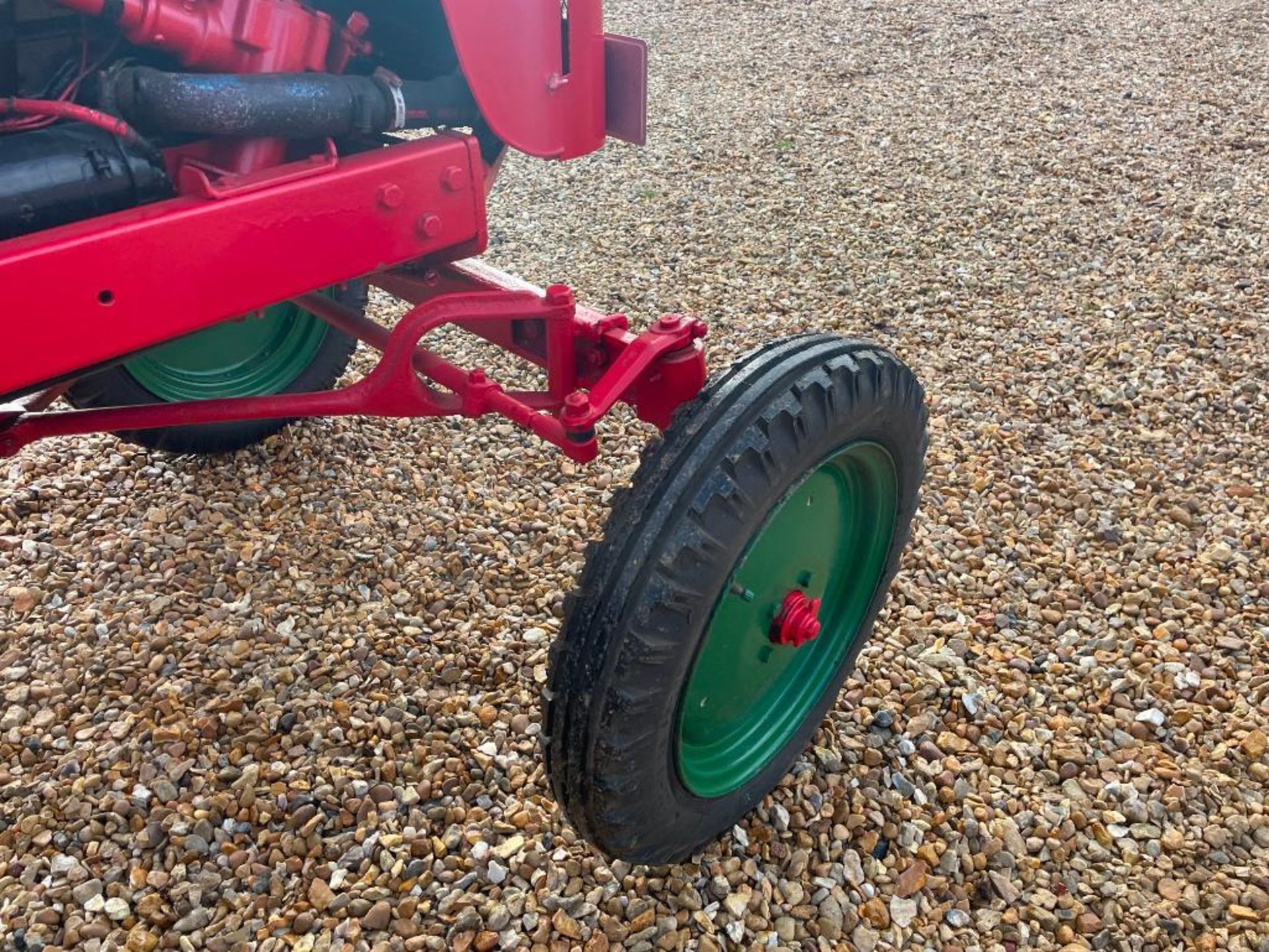 1951 BMB President TVO 2wd tractor on 4.00-15 front and 900-24 rear wheels and tyres with rear linka - Image 11 of 20