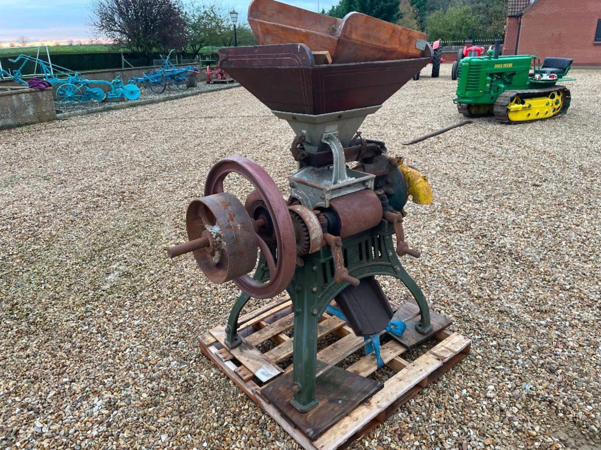 Henry Bamford & Son roller mill with hopper - Image 3 of 5