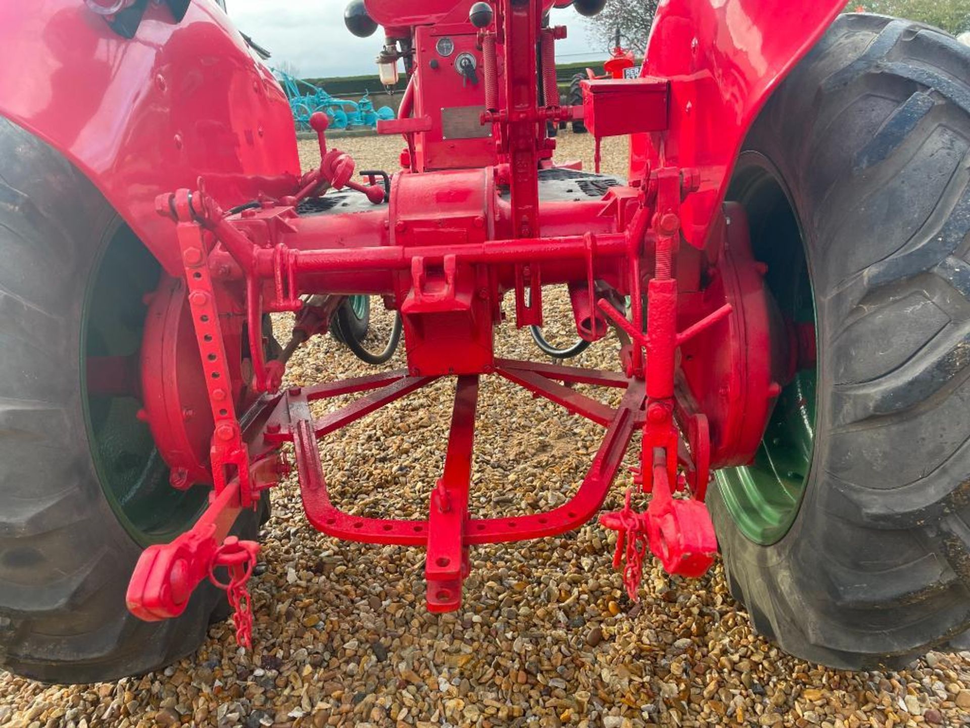 1951 BMB President TVO 2wd tractor on 4.00-15 front and 900-24 rear wheels and tyres with rear linka - Image 12 of 20