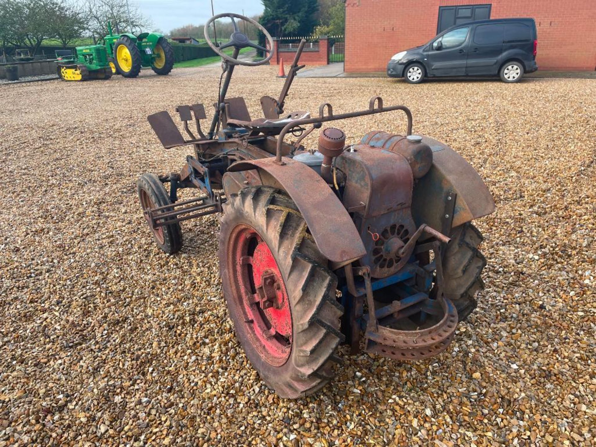 1949 Garner Light Tractor 2wd petrol tractor with JAP Model S air cooled engine on 7.50-16 front and - Image 4 of 19