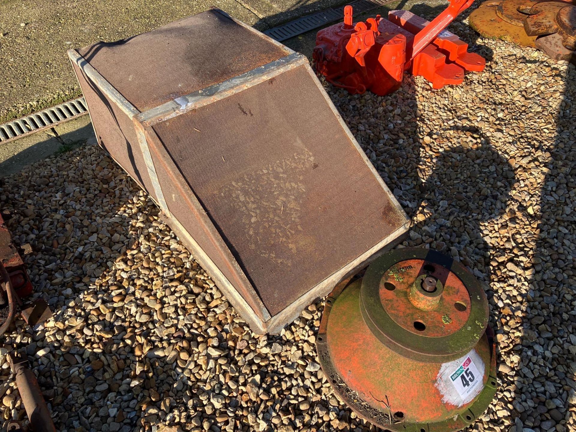 Allis Chalmers combine radiator guard