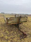 Single axle trailer with wooden floor and sides