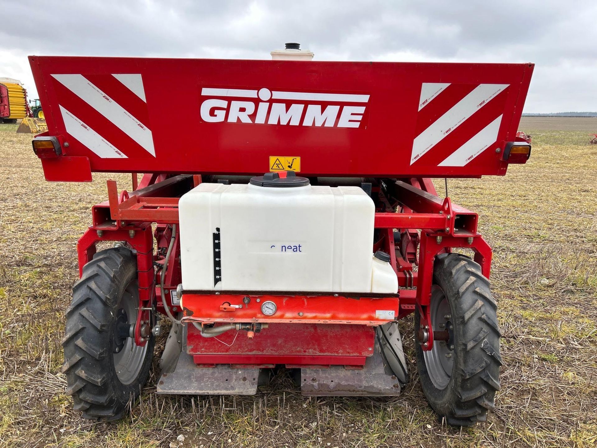 Grimme GL42K 2 row belt planter c/w control box, liquid applicator, powder applicator. Manual and co - Image 3 of 4