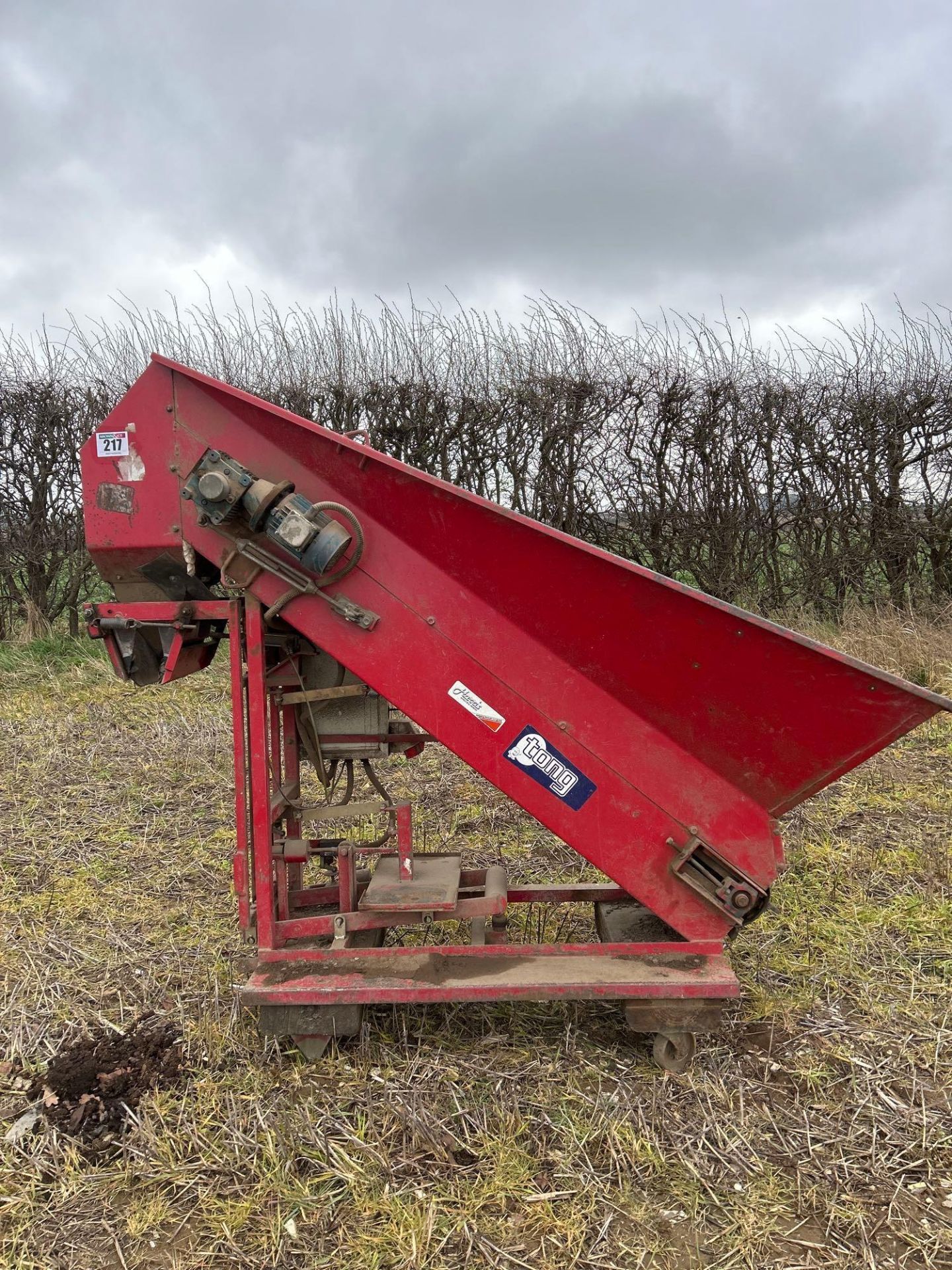 Tong weigher bagger (for spares or repair). Serial No: 833042