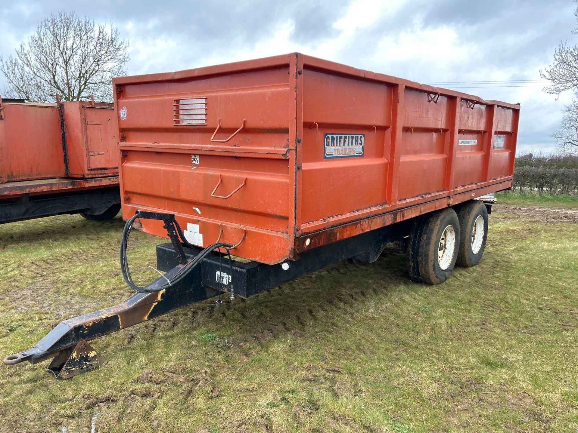 2000 Marston GLS12 12t twin axle trailer with removable sides, c/w manual rear door and grain chute - Image 3 of 8