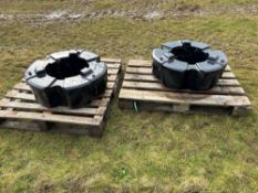 2 x 500kg New Holland exterior wheel weights