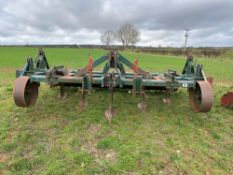 Cousins 4.2m 5 leg flat lift with packer roller