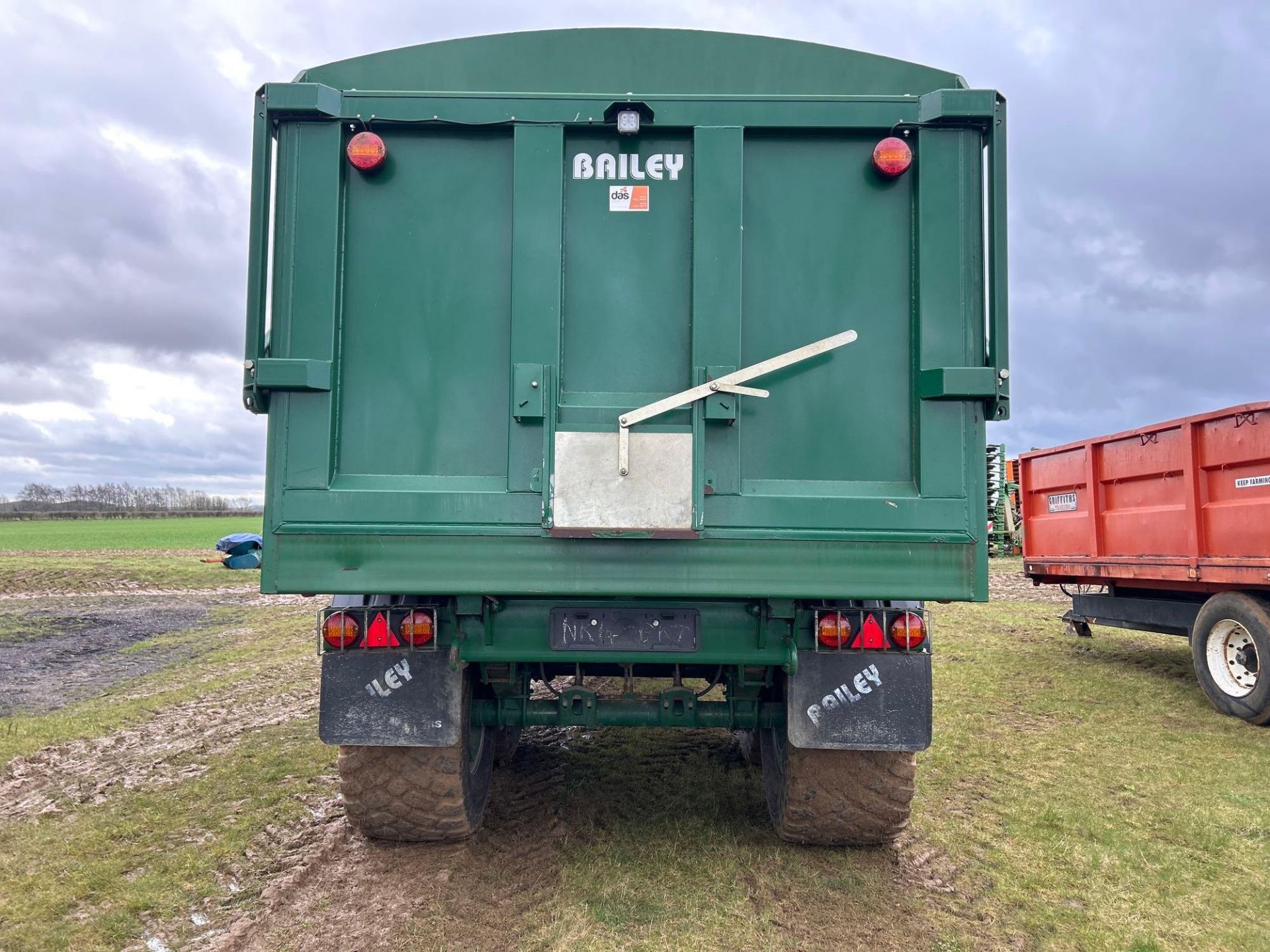 2015 Bailey Trailers 16T twin axle grain trailer with hydraulic jack, hydraulic brakes, sprung draw - Image 6 of 12