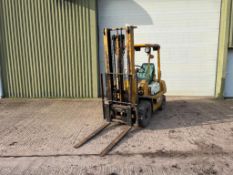 Toyota FD25 industrial 2.5t forklift with side shift. Hours: 9,165. Serial No: 16038.  NB: manual in