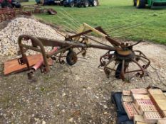 Lely twin rotor haybob, PTO driven, linkage mounted. Serial No: 70032818F