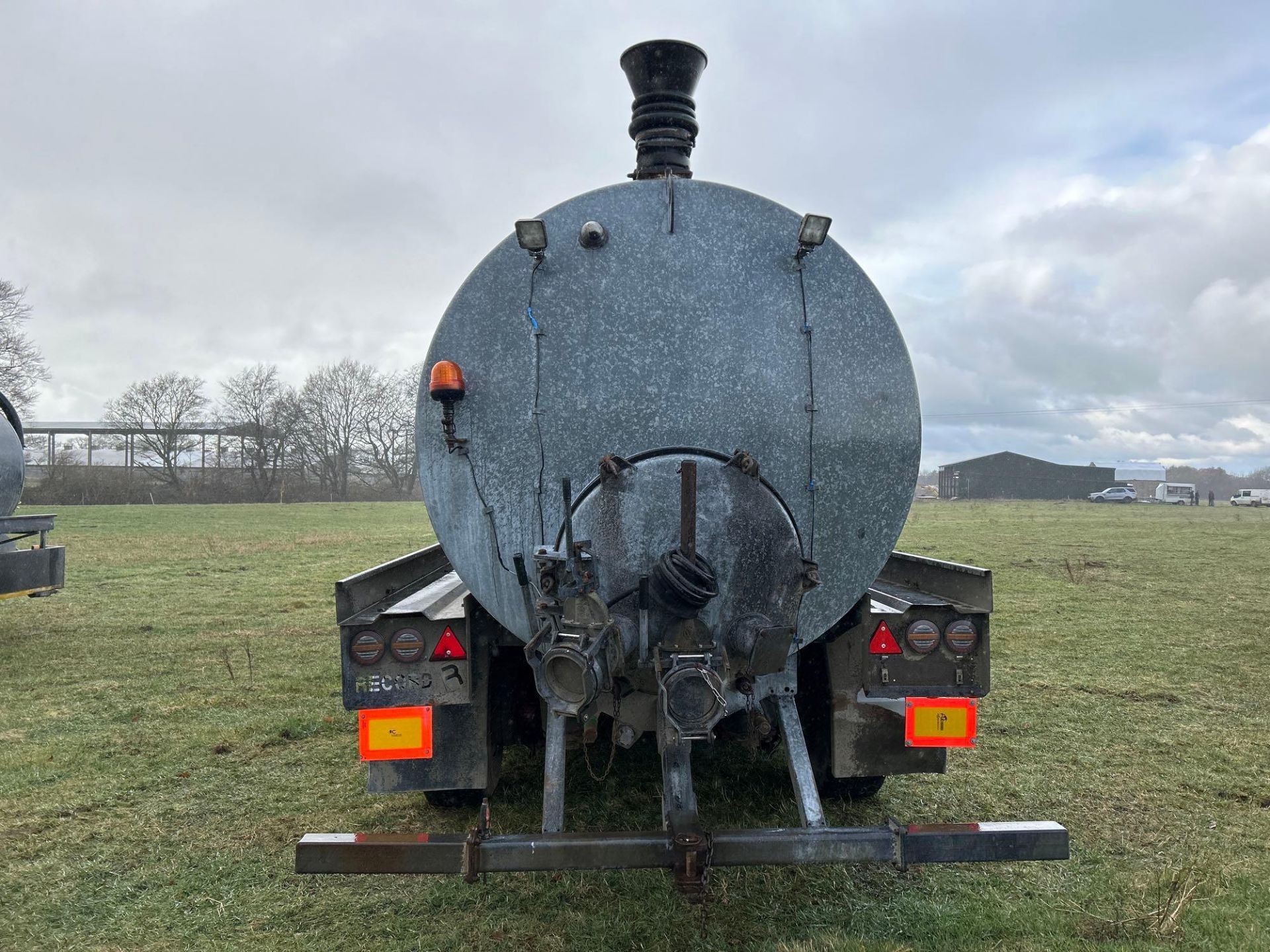 Record P33T tri axle slurry tanker, 23m3, load sensing, air brakes, air suspension, ROR commercial a - Image 3 of 4