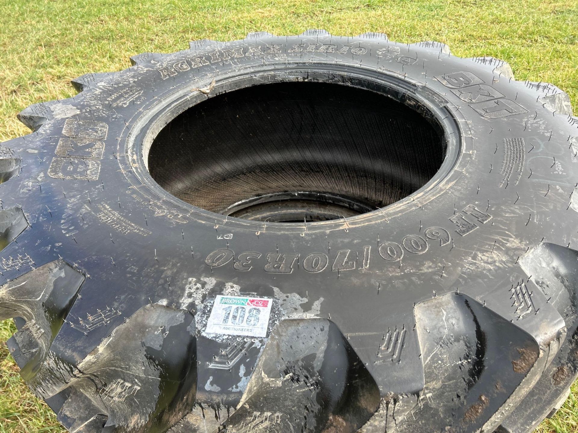 Pair of BKT 600/70R30 tyres (brand new) - Image 2 of 3