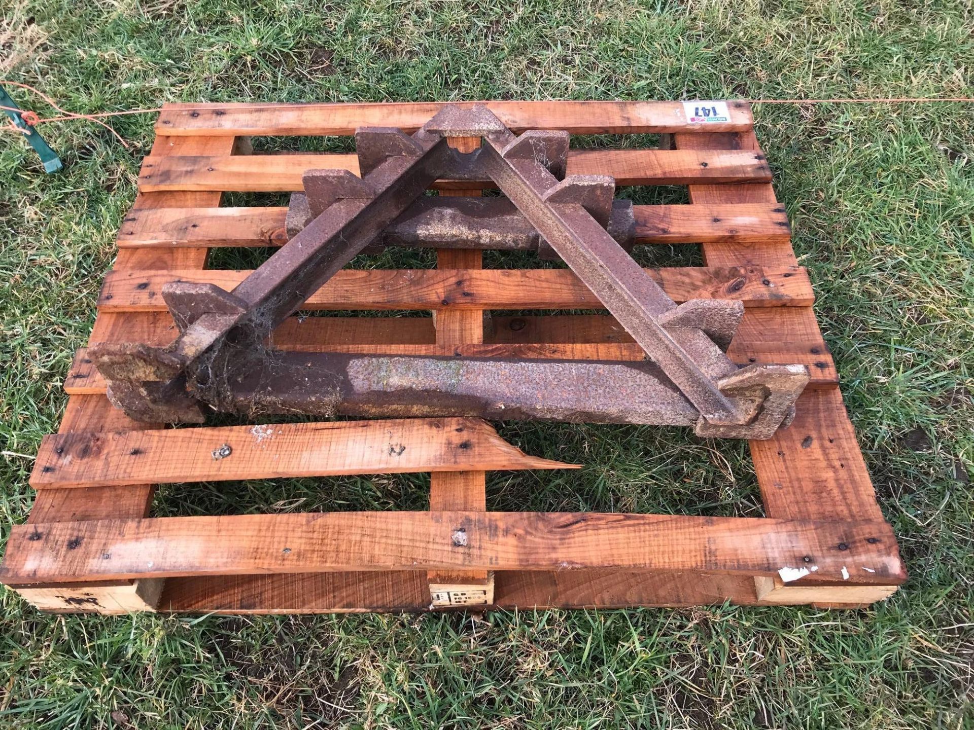 A frame (heavy duty) - Image 2 of 2