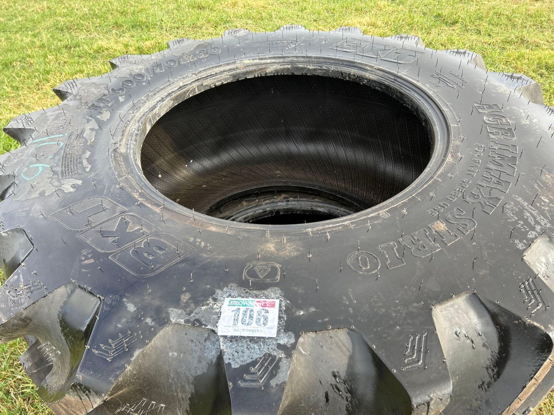 Pair of BKT 600/70R30 tyres (brand new) - Image 2 of 3