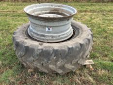 Pair of JCB Fastrac 34” wheel rims with 1 x tyre (540/65R34)