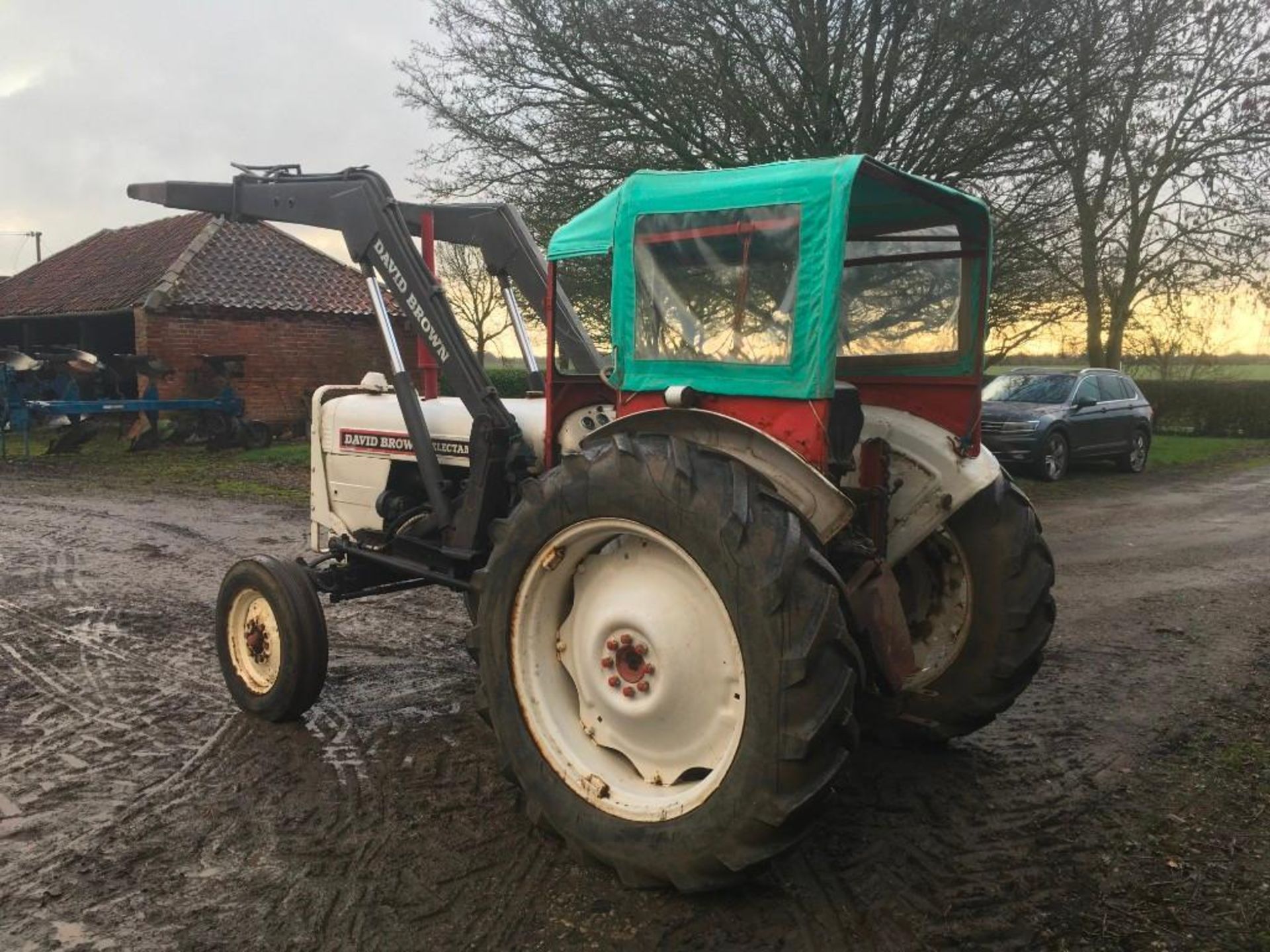 1969 David Brown 880 Selectamatic tractor with hydraulic front loader with circa 600kg lifting capac - Image 6 of 18