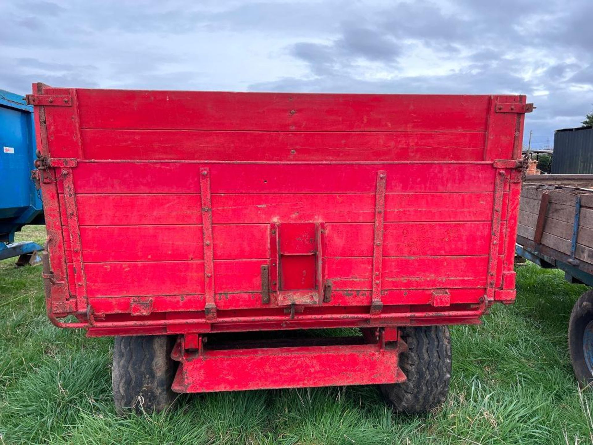 1975 Tye 6T single axle grain trailer with extensions. On the farm from new. Serial No: 6782 - Image 4 of 12