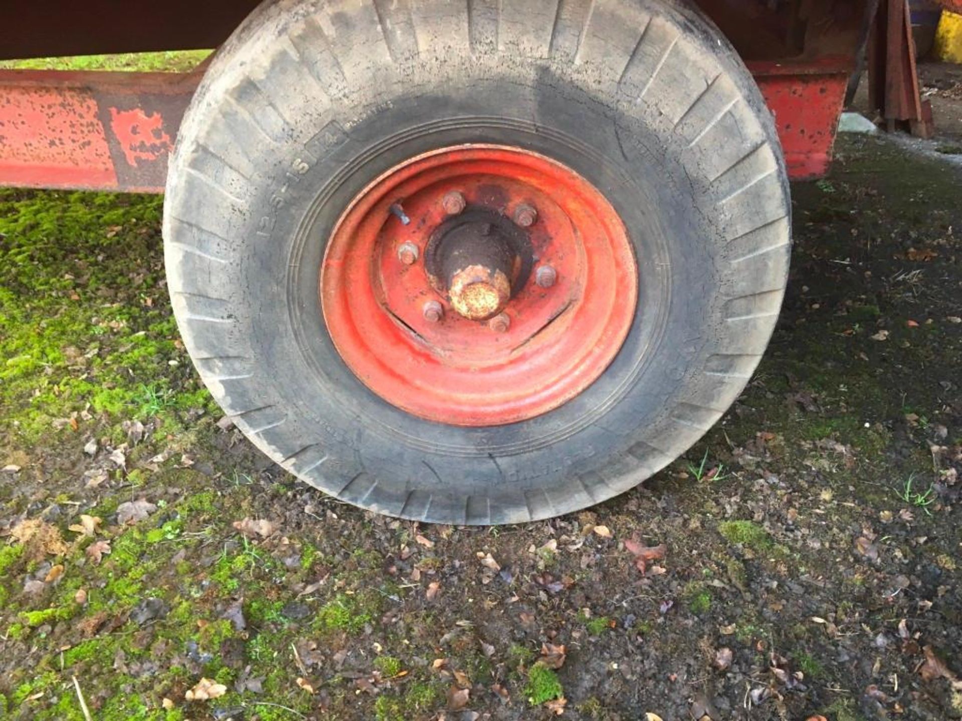 1975 Tye 6T single axle grain trailer with extensions. On the farm from new. Serial No: 6782 - Image 11 of 12