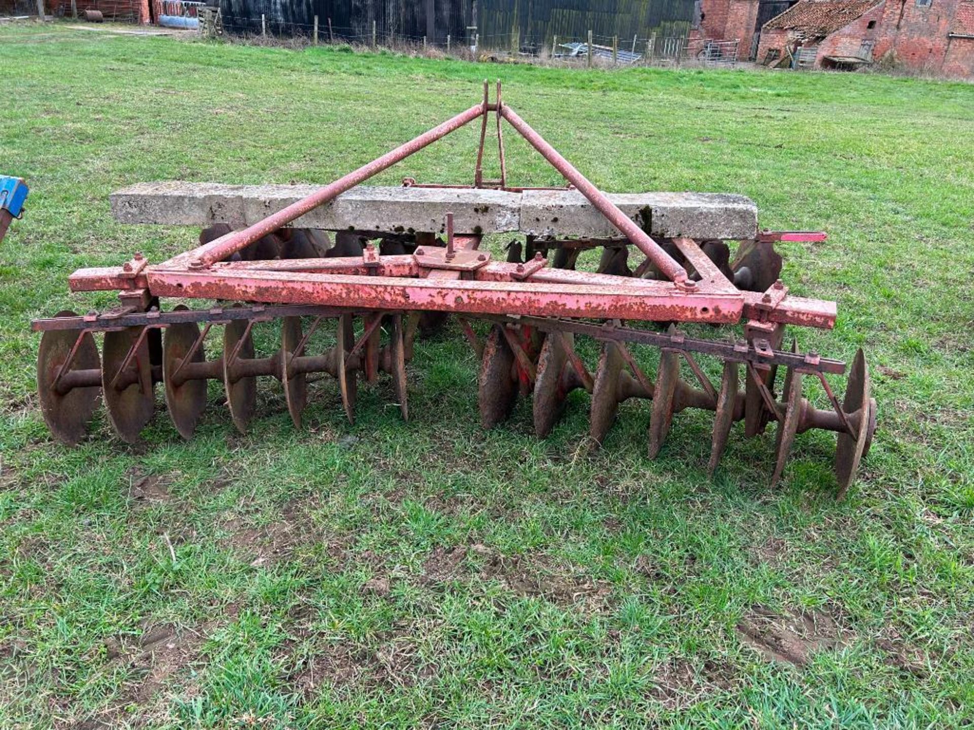 Massey Ferguson mounted discs - Image 4 of 4