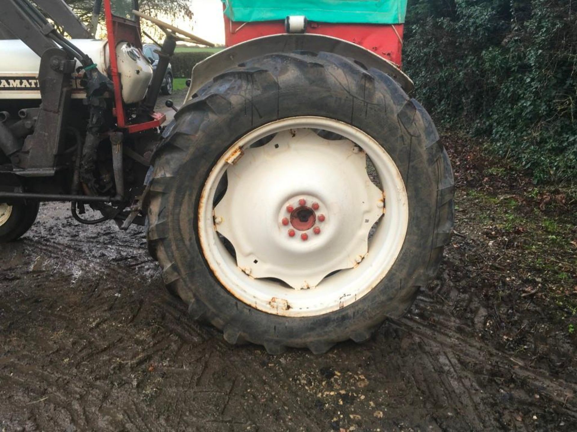 1969 David Brown 880 Selectamatic tractor with hydraulic front loader with circa 600kg lifting capac - Image 11 of 18