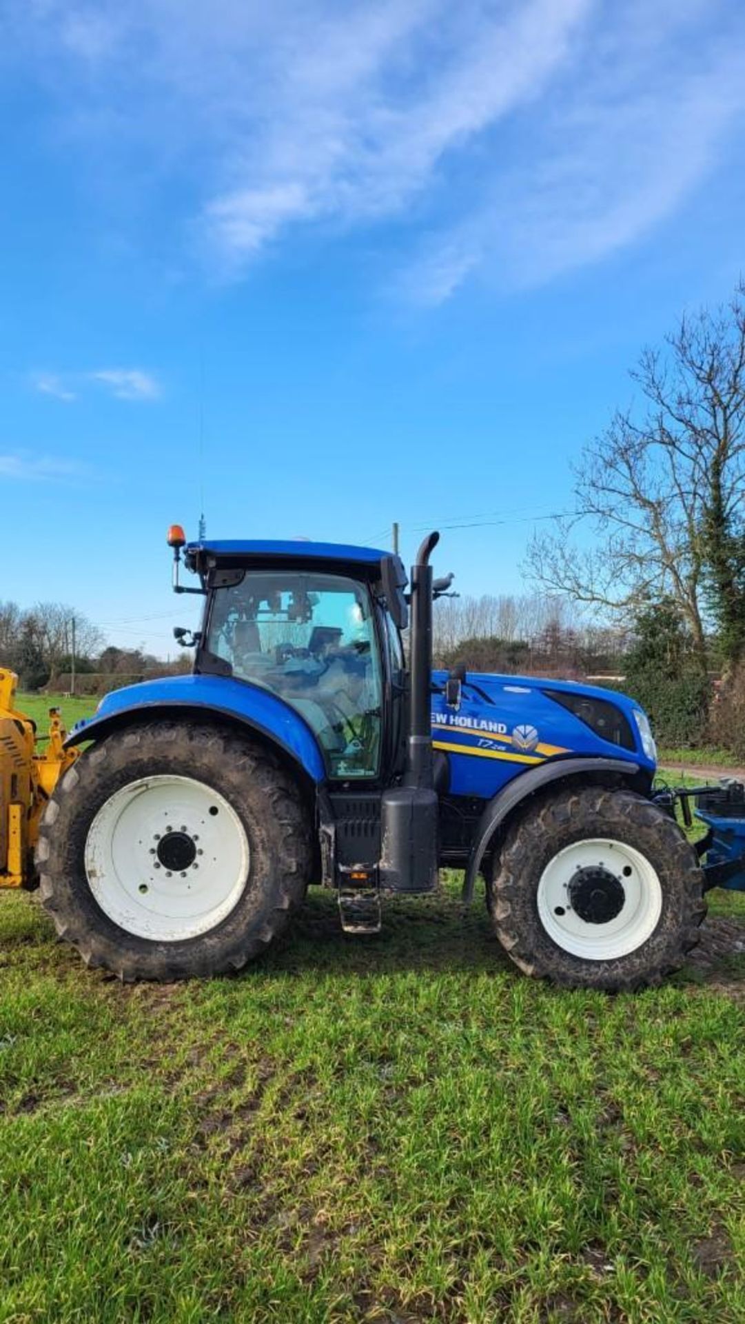 2019 New Holland T7.245 Auto Command Vario Gearbox 50K, 4 No. Rear Spools, Air & Hydraulic Brakes, F - Image 7 of 8