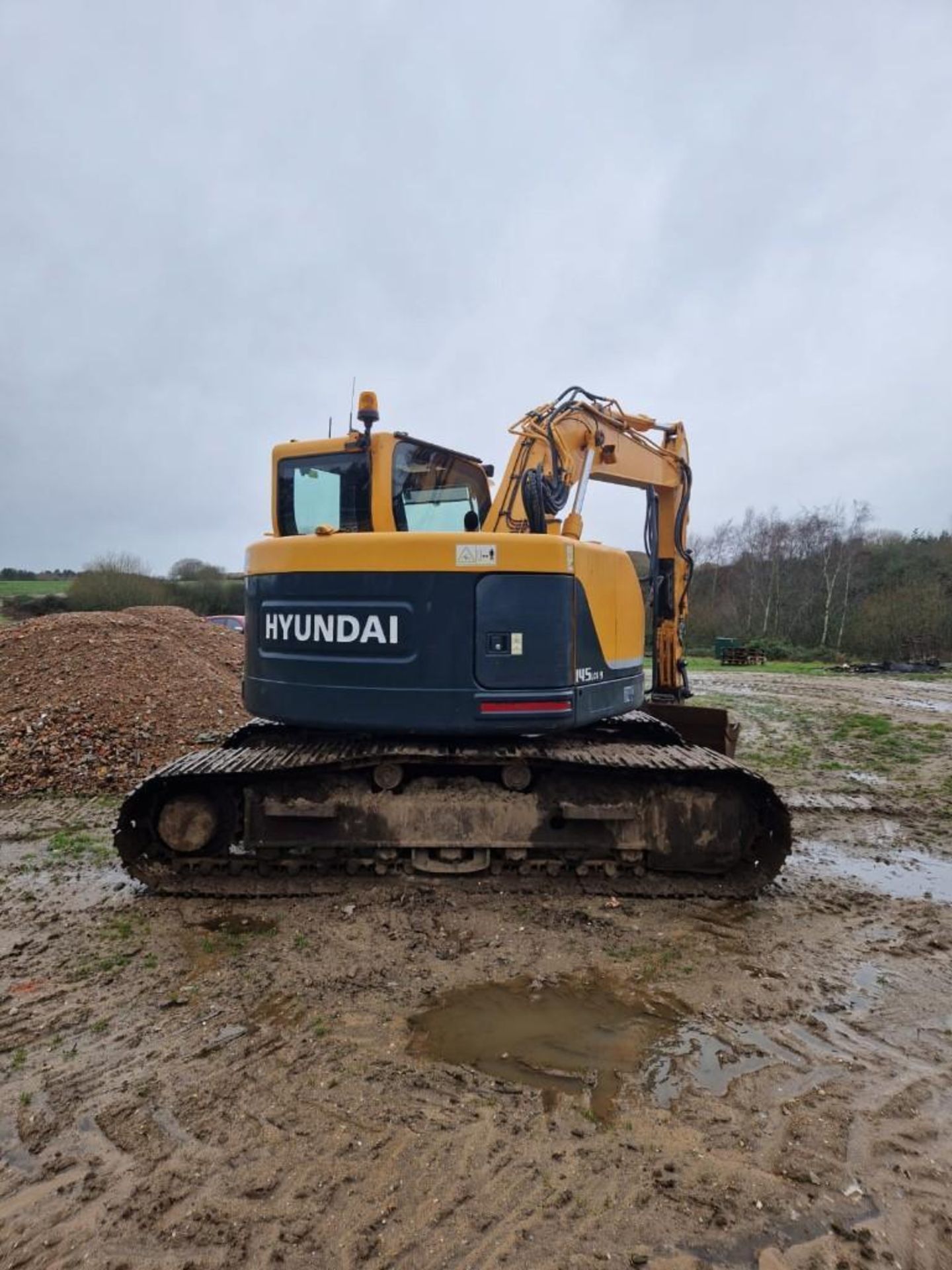 2011 Hyundai 145 LCR 9, 14T Excavator, Zero Tail Swing, Metal Tracks, c/w 3.5ft, 2ft, 1ft and Ditchi - Image 3 of 7