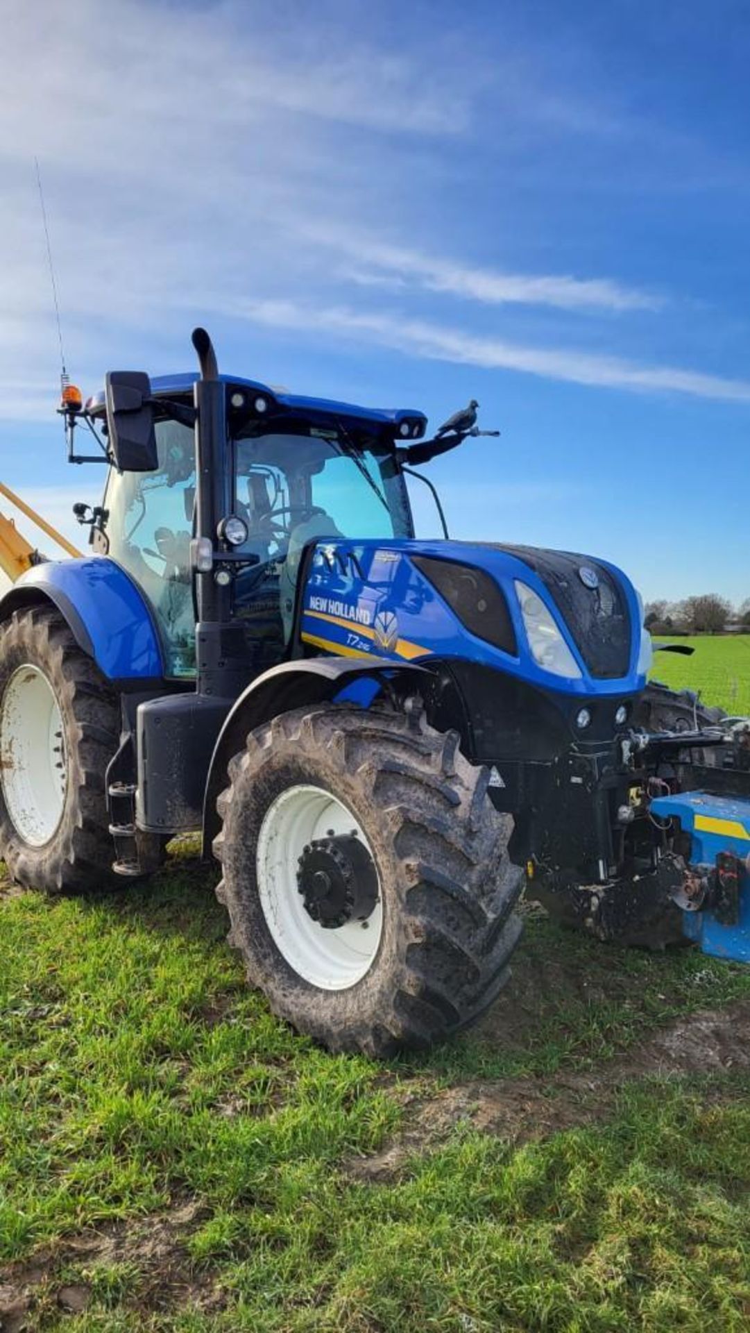 2019 New Holland T7.245 Auto Command Vario Gearbox 50K, 4 No. Rear Spools, Air & Hydraulic Brakes, F - Image 3 of 8