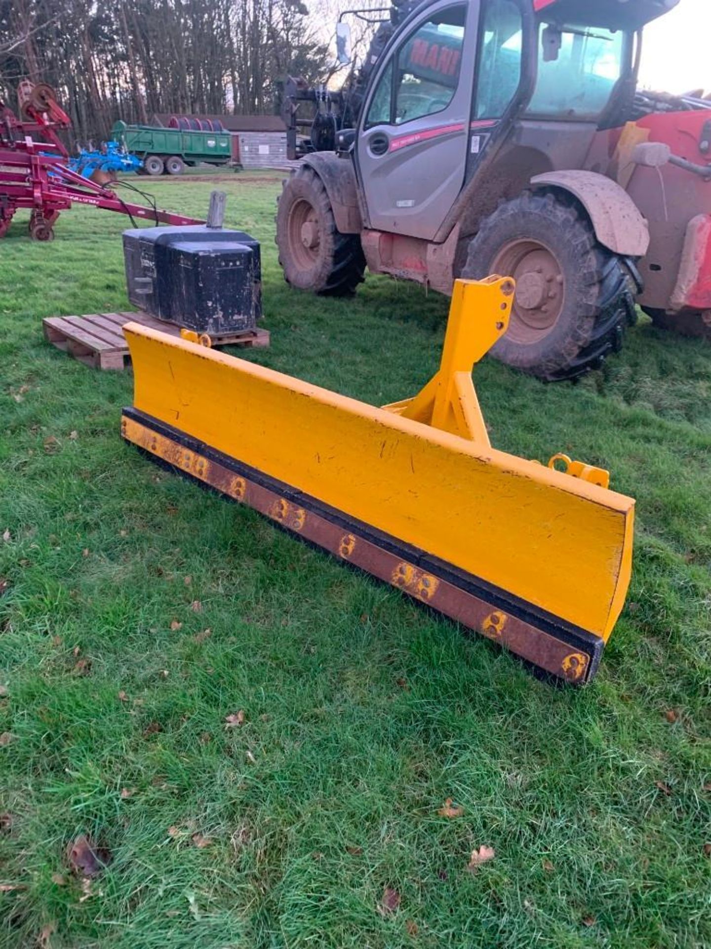 Murray Machinery Ltd Snow Plough, 3 - Point Linkage Mounted