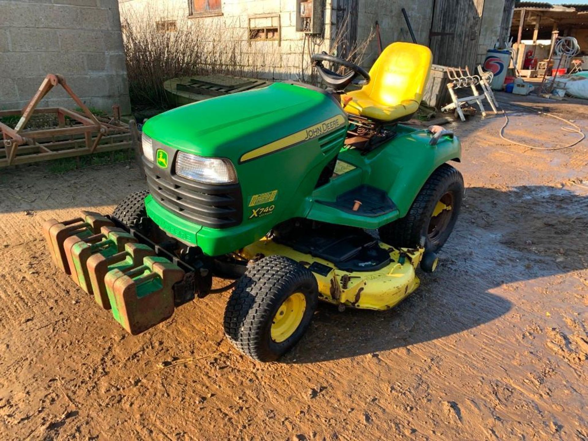 2009 John Deere X740 Ultimate, Ride-on Mower, Hours: 1,429