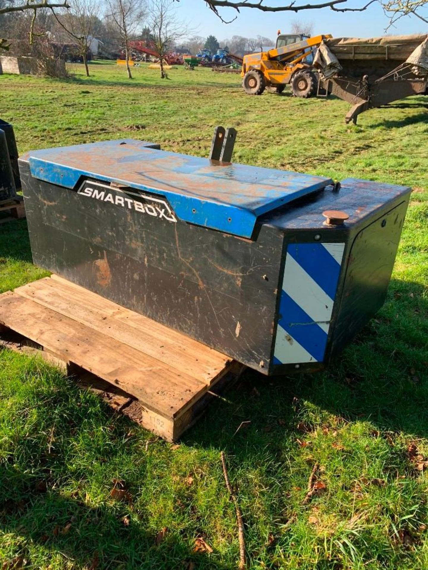 1,000kg Smartbox Weight Block / Toolbox, Removable 1 Tonne Weight - Image 2 of 6