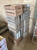Quantity wooden boxes