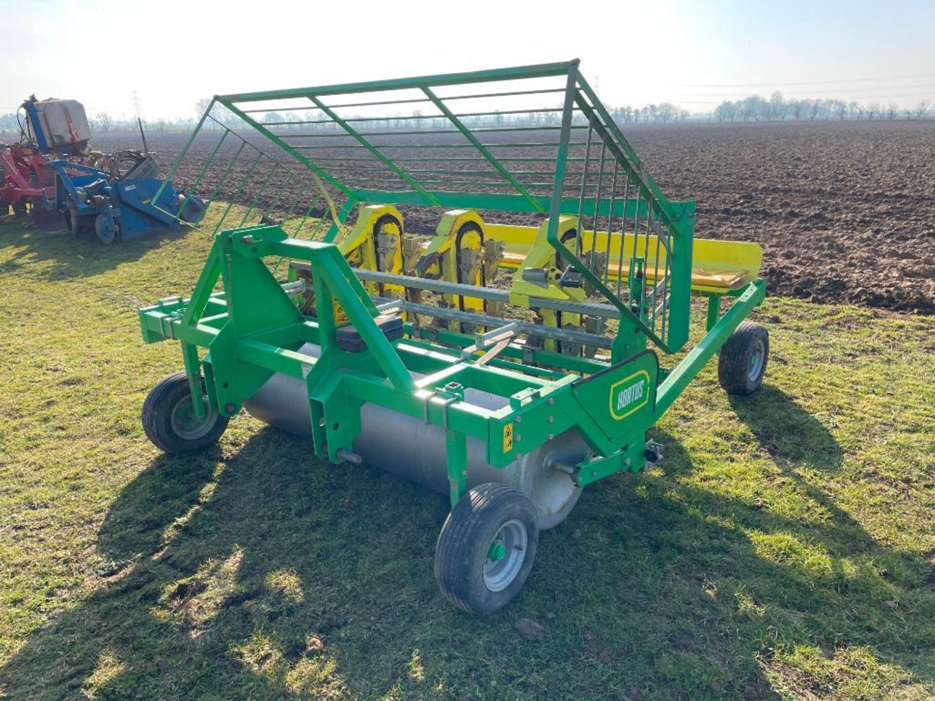 2006 Hortech Hortus Due H2 192 manual 3 row planter for large seeds, modules & nursery stock with po - Image 7 of 11