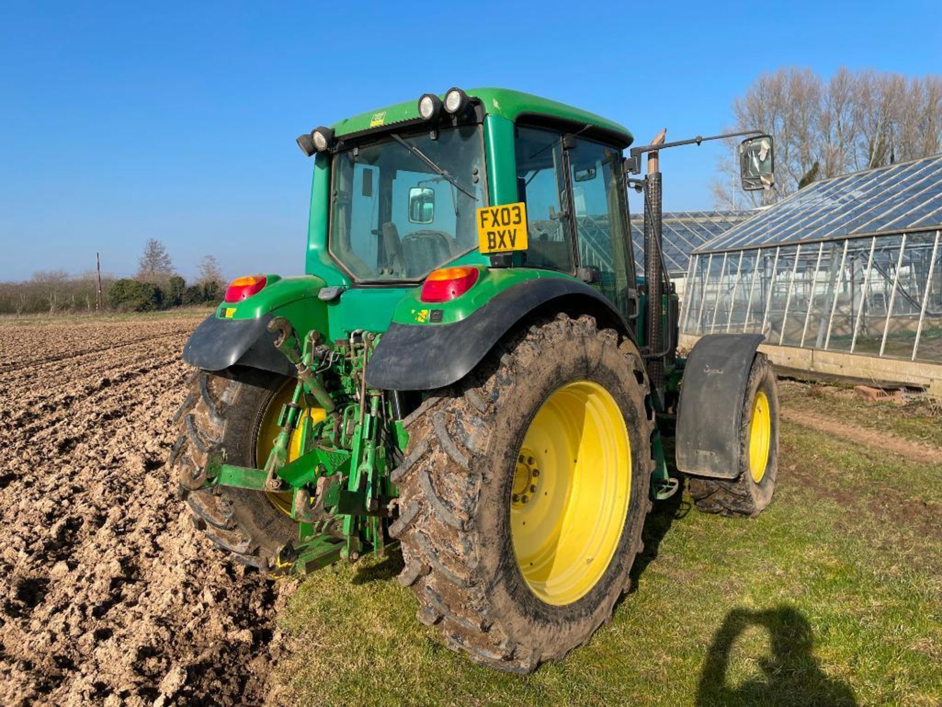 2003 John Deere 6320 40kph Powerquad 4wd tractor with 2 manual spools, 14No 50kg front wafer weights - Image 5 of 20