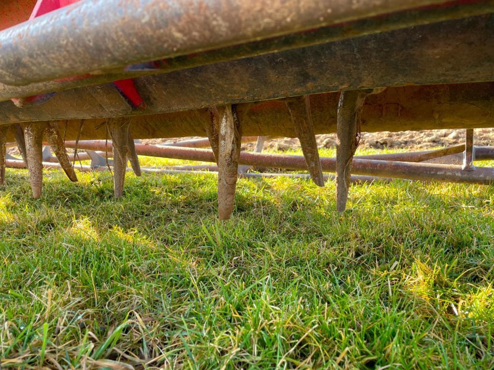 Lely Terra 300/45 3m power harrow with 6 leg Pancracker and rear spiral roller c/w spray kit and tan - Image 5 of 7