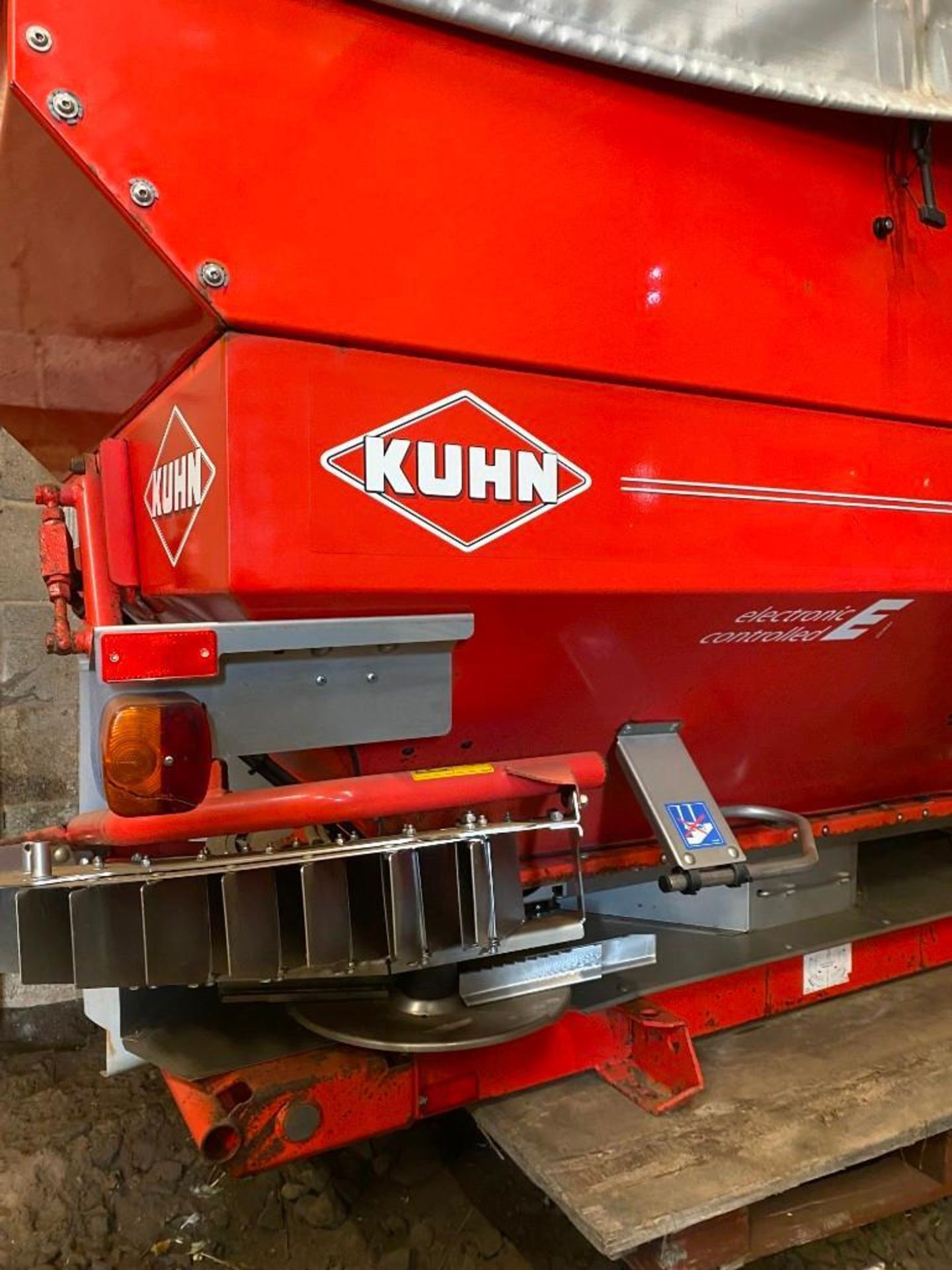 2004 Kuhn MDS 1132/1142 - Image 2 of 6