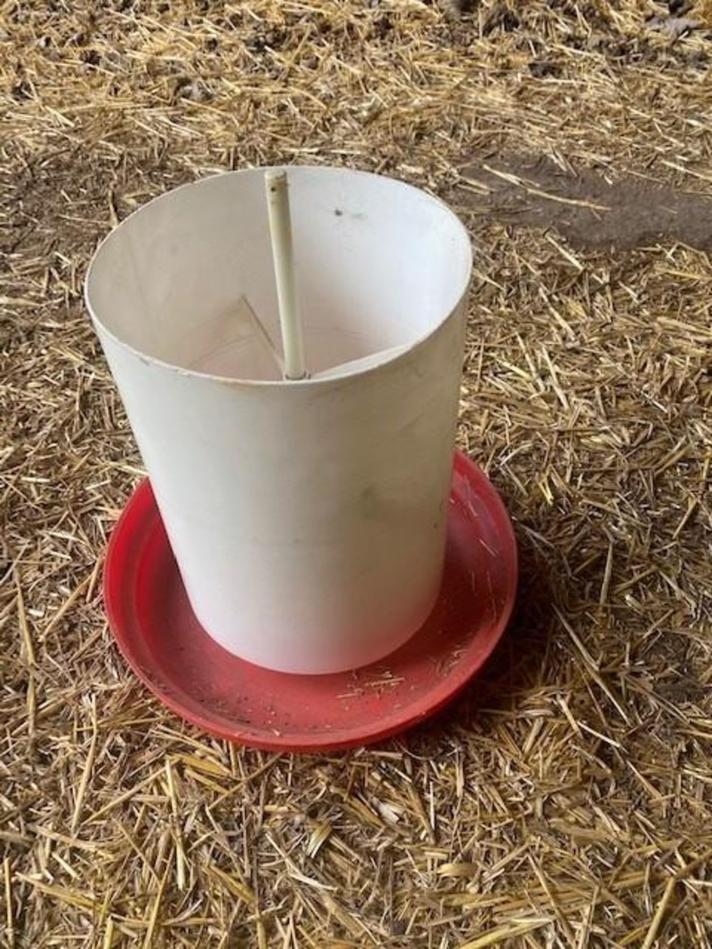 25 x EB poultry feed tubes - Image 2 of 2