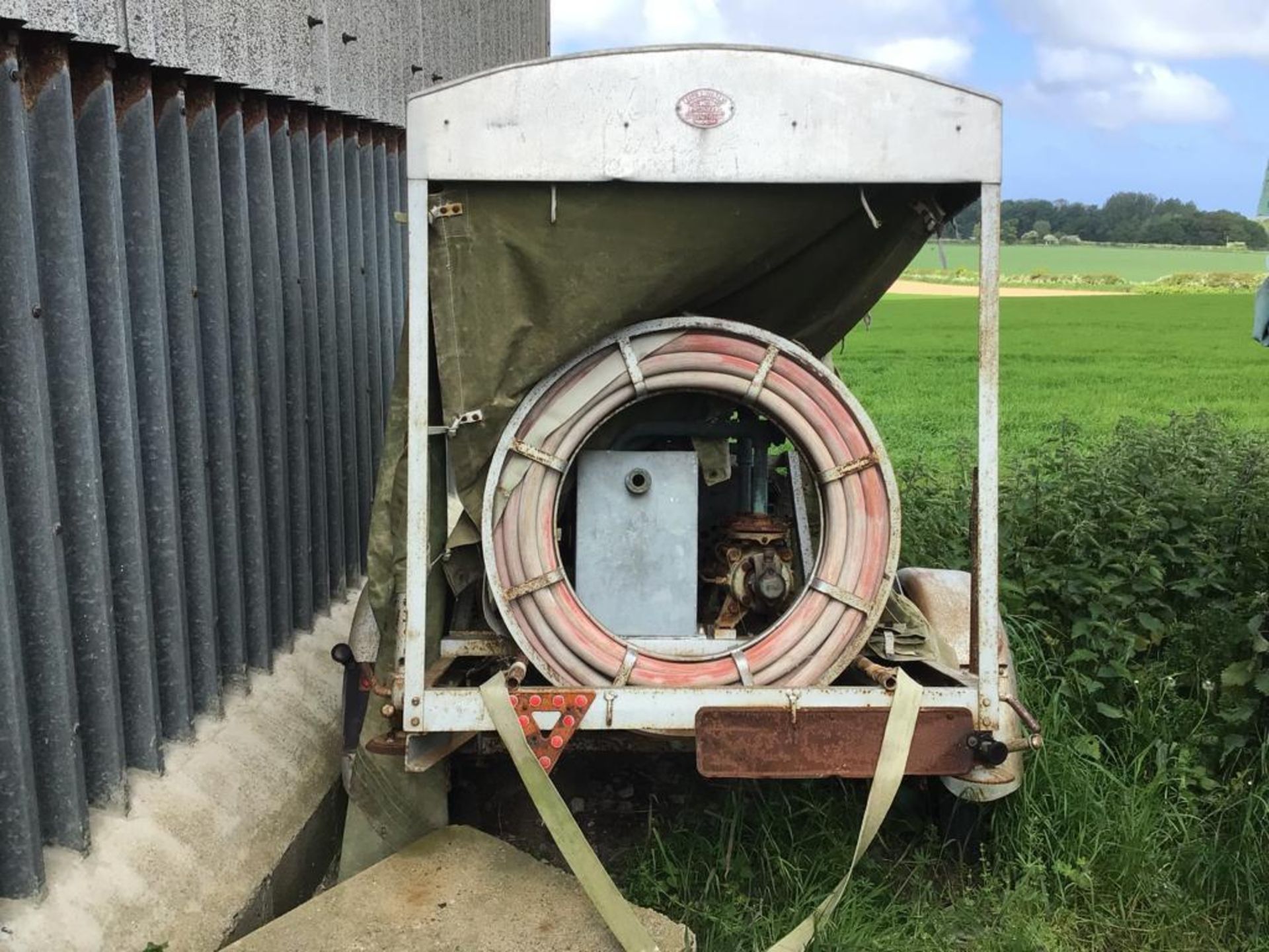 Water Pump on 2 Wheel Cart - Image 2 of 3