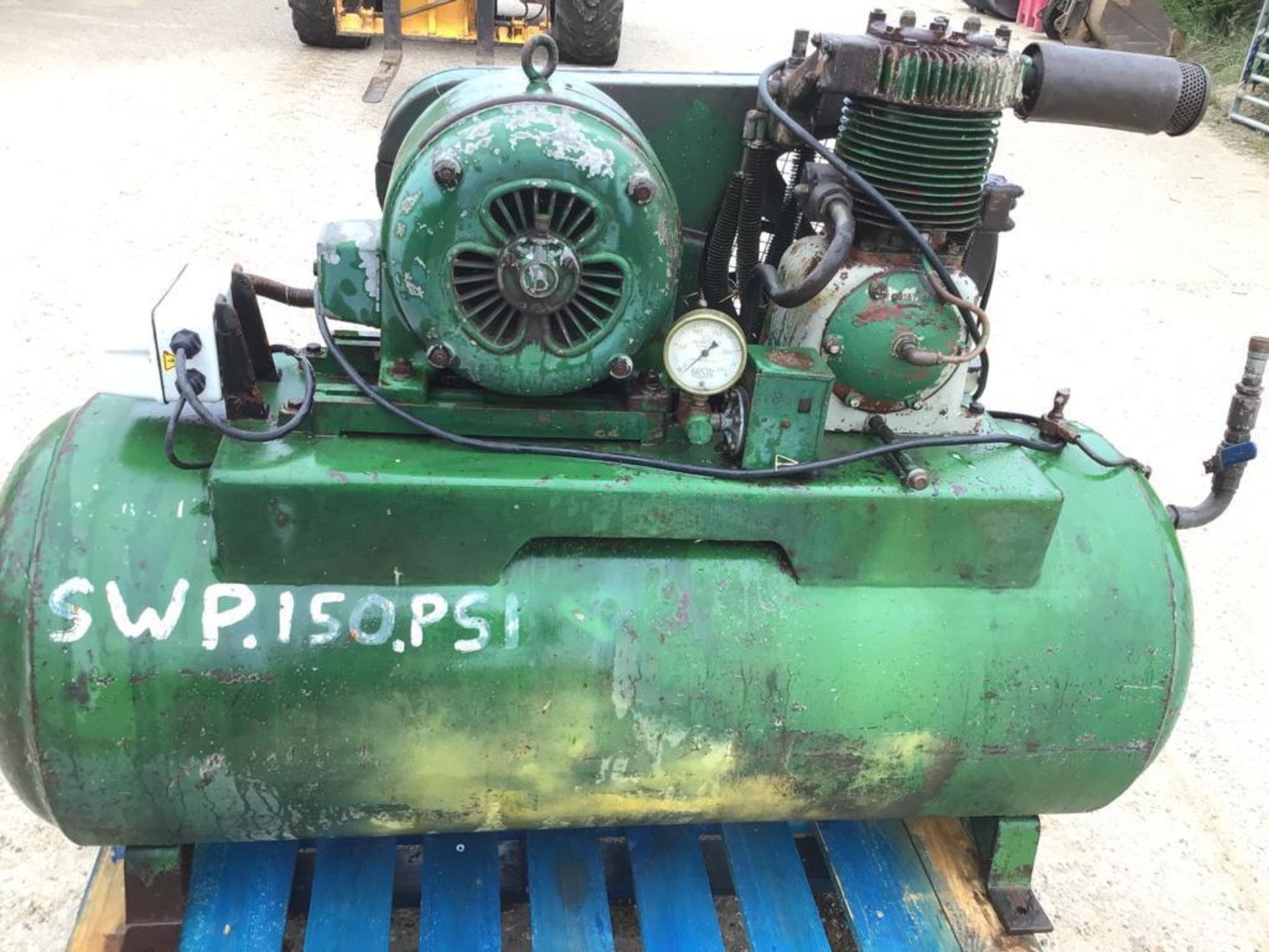 Workshop Compressor - Image 2 of 3