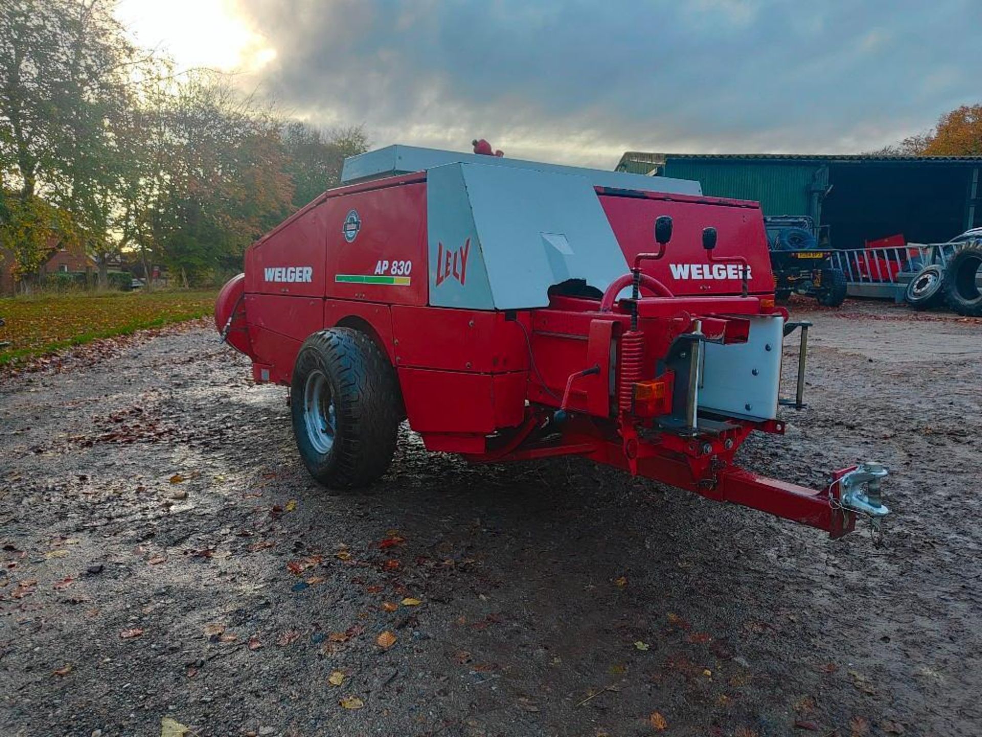 2002 Welger AP 830 Conventional Baler - Image 3 of 10