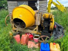 Vintage 1/2T Cement Mixer