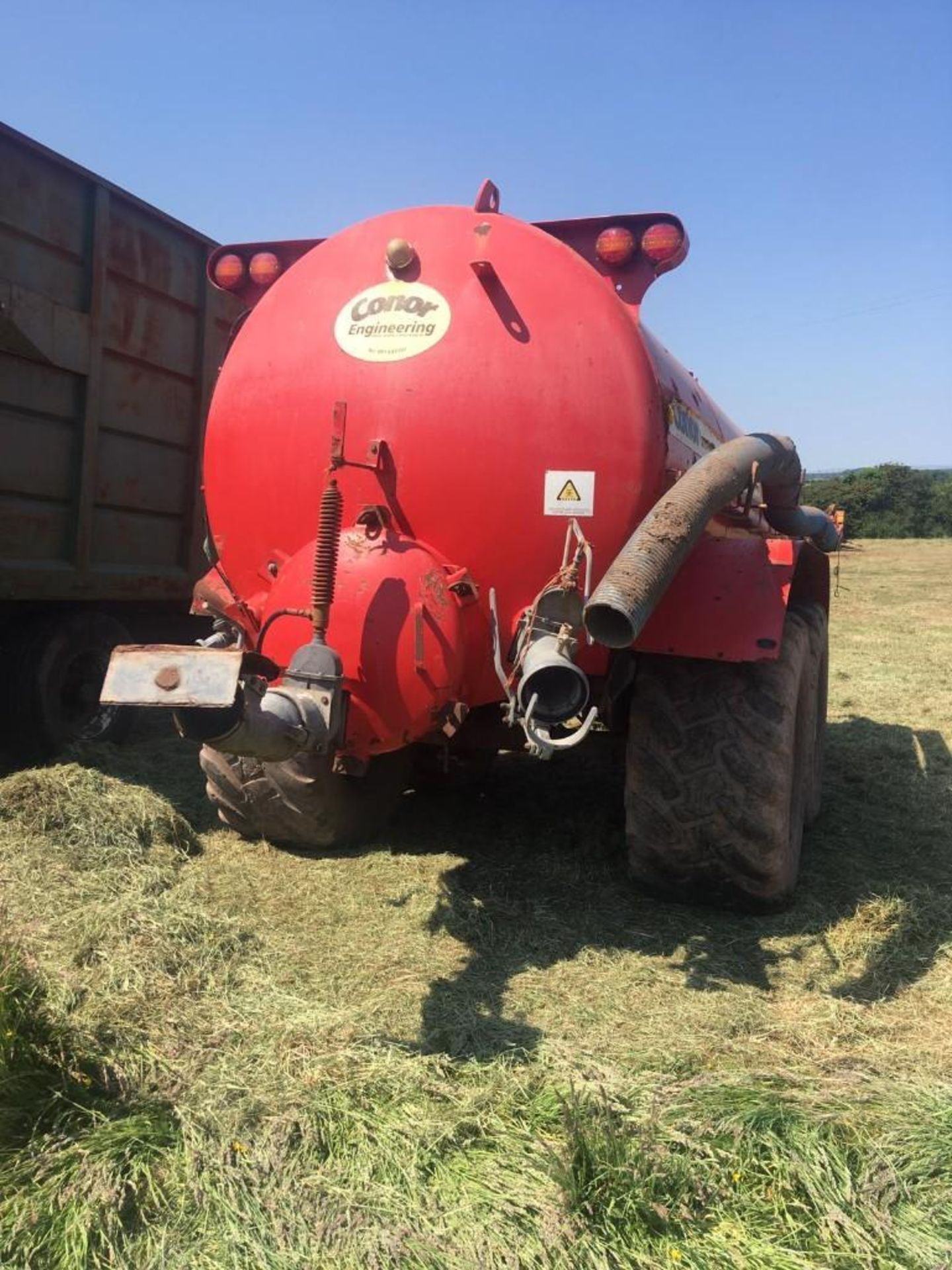 Connor 3000 Gallon Tandem Axle Tanker - Image 4 of 4