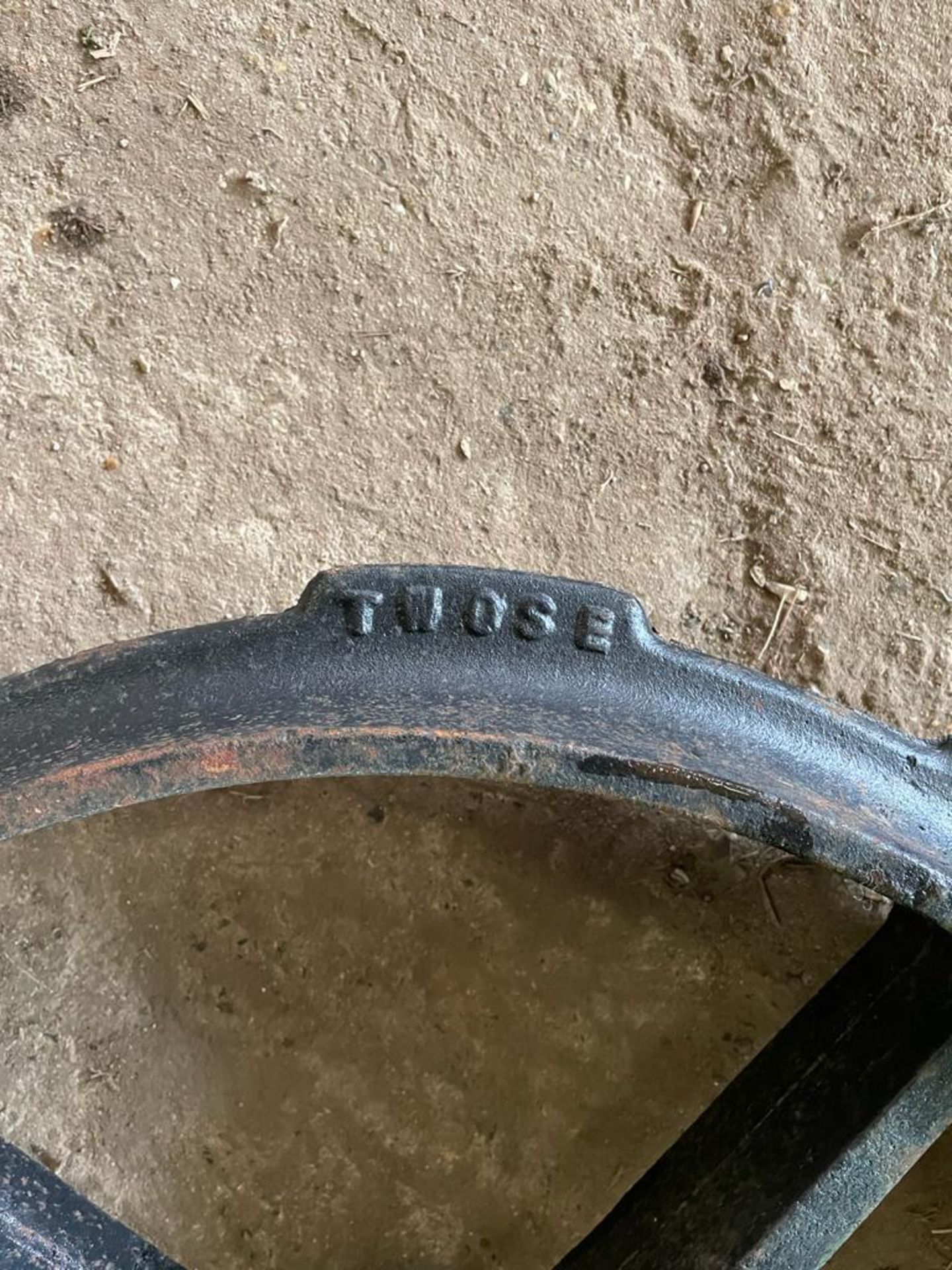 2No. Genuine Twose 22inch Cambridge Roll Rings - Image 3 of 3