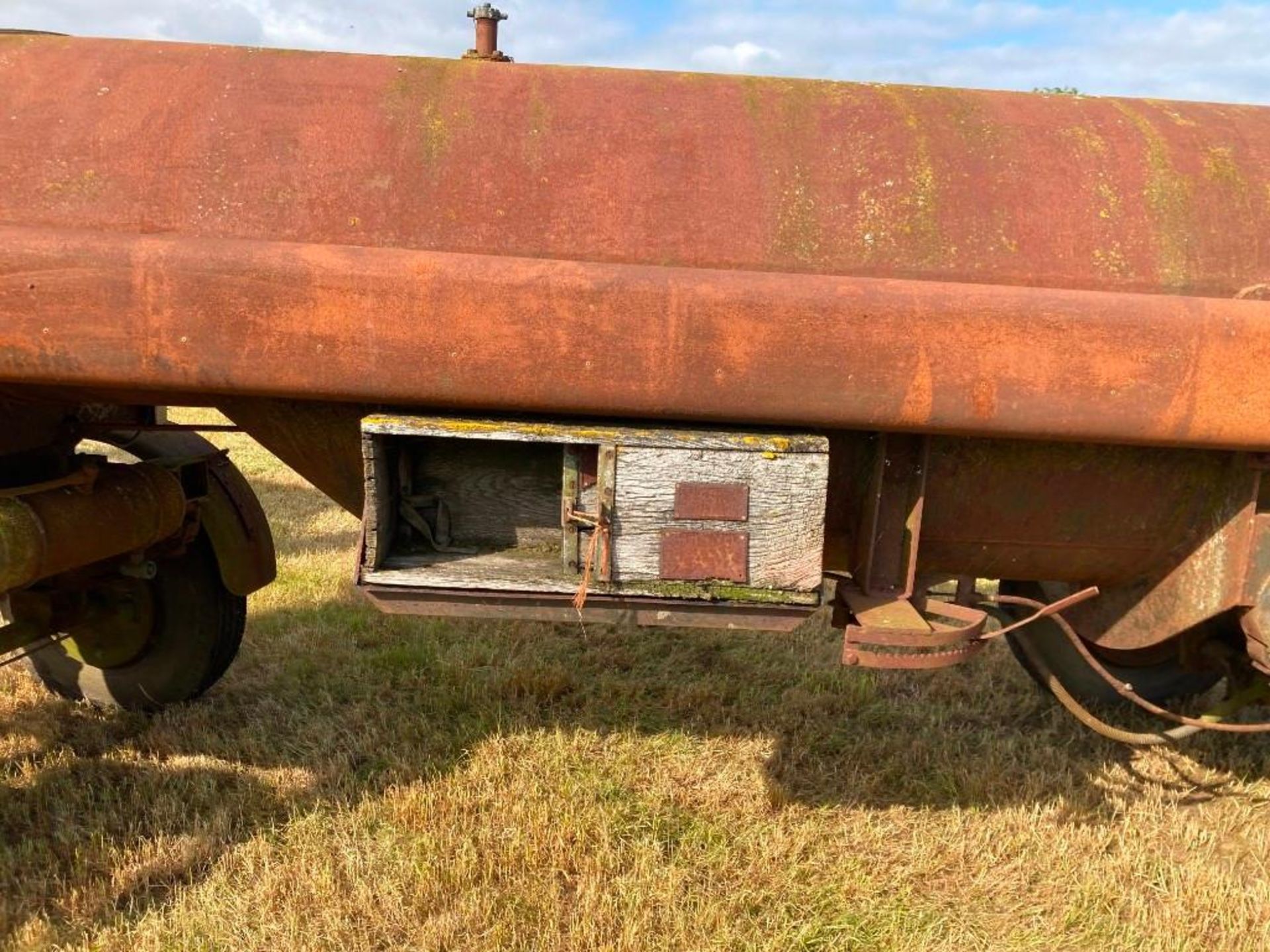 Misc. Vintage Water Tanker - Image 4 of 18